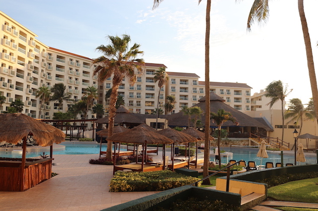 2_Cancun_hotel_1.JPG